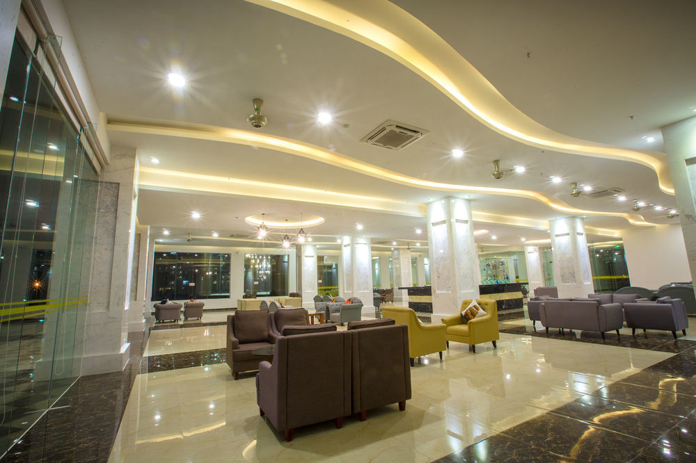 Golden Peak Resort&Spa Mieu Ong Buitenkant foto