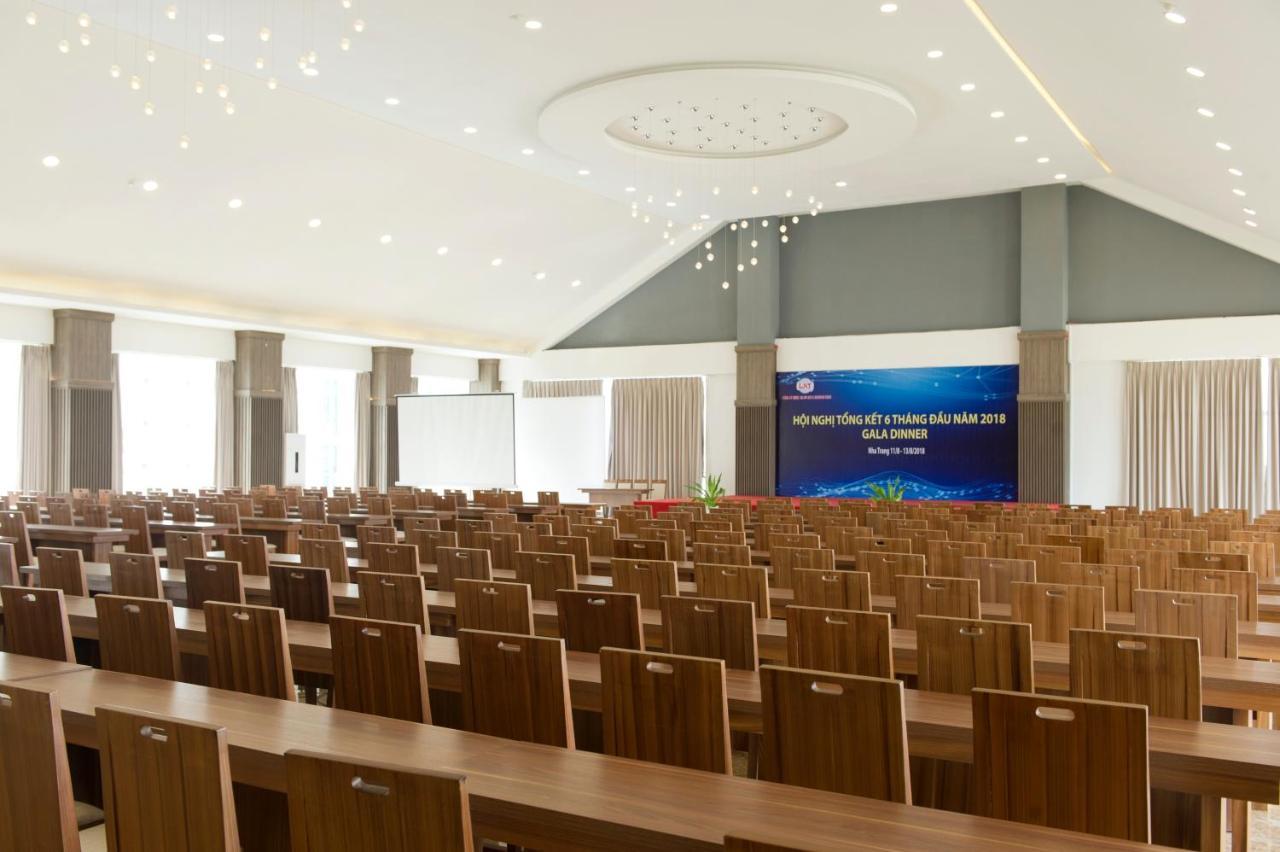 Golden Peak Resort&Spa Mieu Ong Buitenkant foto
